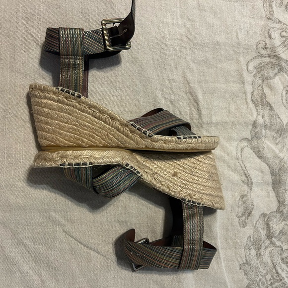 Vince Stefania’s multi metallic wedge, size 10 - Picture 4 of 12